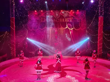 Le Grand Cirque de Noël de Laval Nicolas Zavatta Douchet est de...