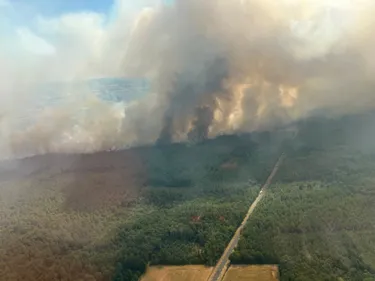 Incendie de Baugé-en-Anjou : des officiers de Segré et des pompiers...