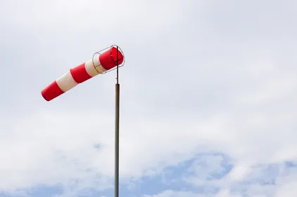 Attention aux rafales de vents ce soir : Jusqu'à 100 km/h localement.