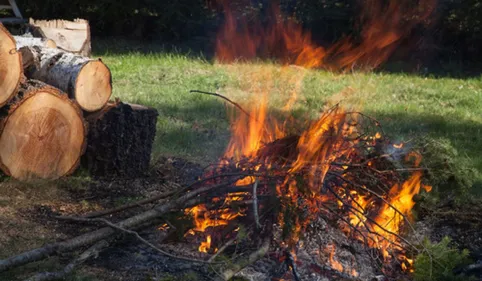 Un homme arrêté après un feu de forêt au  Pic de Montcalm