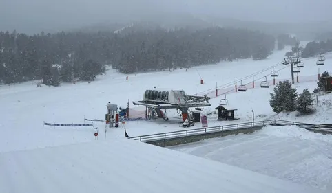 IMAGES. La neige est bien là en montagne catalane