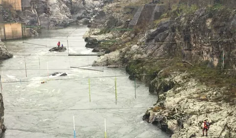 Les spécialistes des secours en eaux vives à Arthès
