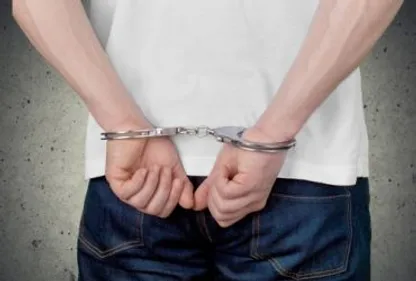 Violences contre des policiers: un Castrais face aux juges.