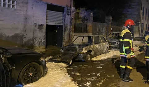 Perpignan : des voitures incendiées devant un bar gay après la...