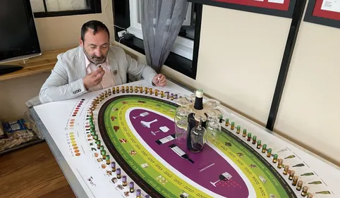 Aiguefonde : Durant le confinement, il a créé un tapis de...