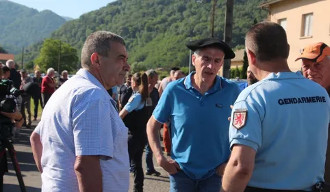 Ourse tuée près de Saint-Girons : 200 personnes pour soutenir les...