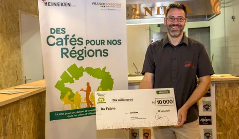 Heineken distingue un bar de Condom 