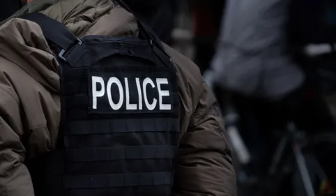 Une femme tue son père et se défenestre : le différend familial...