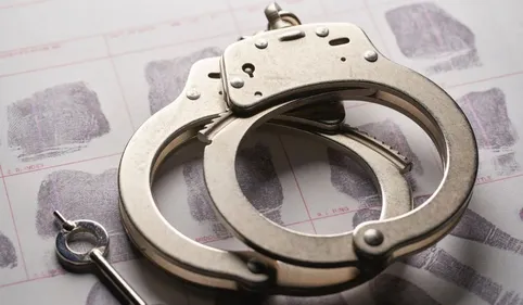 Deux militants d'ultradroite appelant à des "actions violentes"...