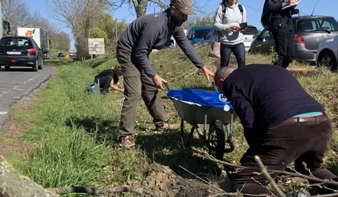 A69. "Eux ils détruisent, nous, on construit", les opposants à...