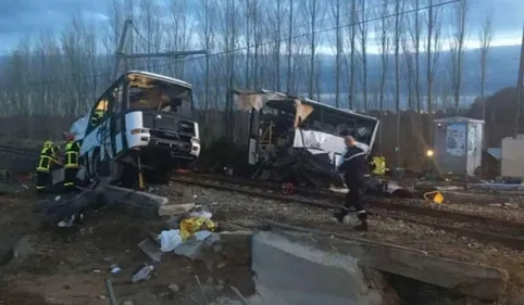 Drame de Millas : la conductrice du bus scolaire condamnée à 5 ans...