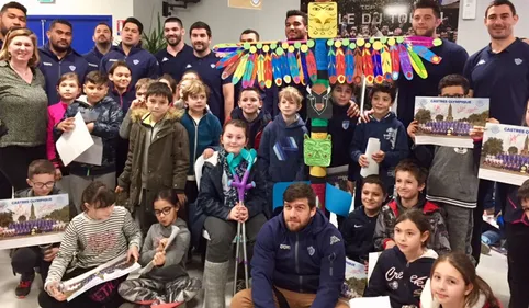 Les écoliers à la rencontre du Castres Olympique