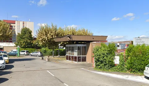 Tarbes : Une vingtaine d'internes de l'hôpital organisent une fête...