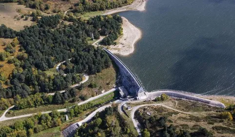 FACT CHECKING : Non, deux barrages des Pyrénées-Orientales ne...