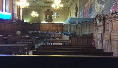 Procès Merah : Le frère du tueur au scooter condamné à 30 ans de...