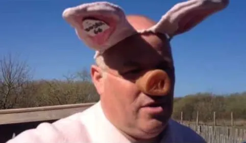 Championnat de France du cri du cochon près de Tarbes