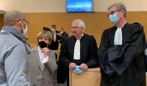 Lourdes réquisitions contre la maire de Montauban, Brigitte...