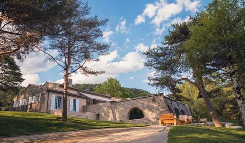 Tarn. "Une journée au dessus du Pic de Nore", la Villa Pinewood...