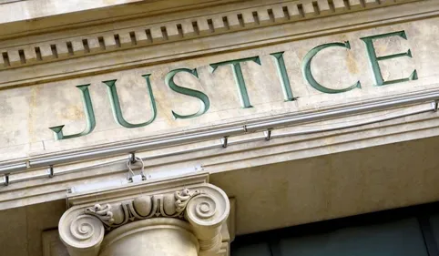 9 ans de prison pour avoir projeté des attaques contre des...