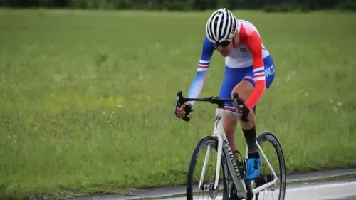 Cyclisme : l'Albigeoise Anaïs Rouanet roule sur son nuage 