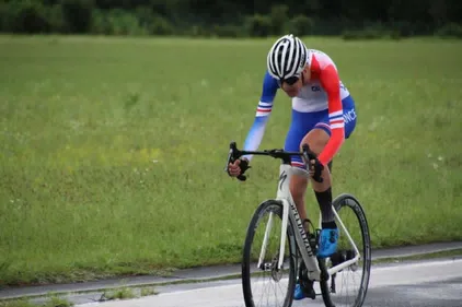 Cyclisme : l'Albigeoise Anaïs Rouanet roule sur son nuage 