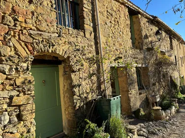 Alex Batty. Enquête sur sa vie dans le village audois de...