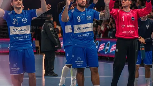 HANDBALL: la victoire du FENIX contre CHAMBERY ce mardi soir en...