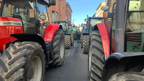 En colère, les agriculteurs de toute l'Occitanie se donnent...