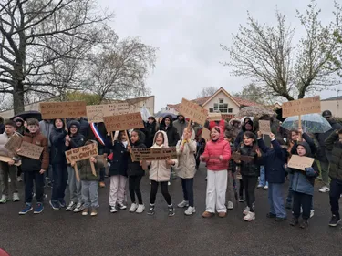 TARN: mobilisation générale pour les 28 fermetures de classes...