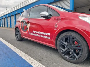 TARN: la police municipale formée à la conduite d'urgence à Albi