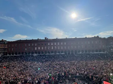 18 000 supporters du TFC au Capitole pour fêter la Coupe de France 