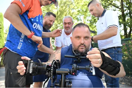 Le Toulousain Tony Moggio s’entraîne sur le circuit d'Albi pour son...