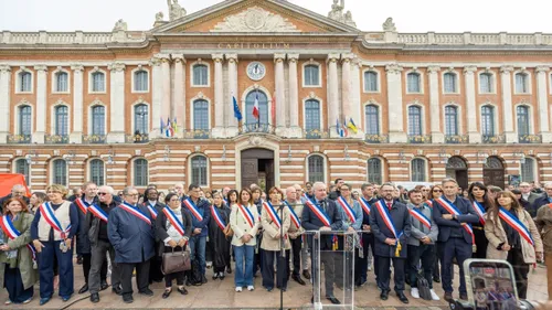 TOULOUSE: rassemblement devant le Capitole pour dénoncer les...