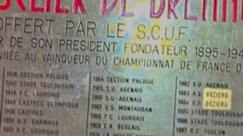 Pro D2: Béziers s'offre le leader Vannes...