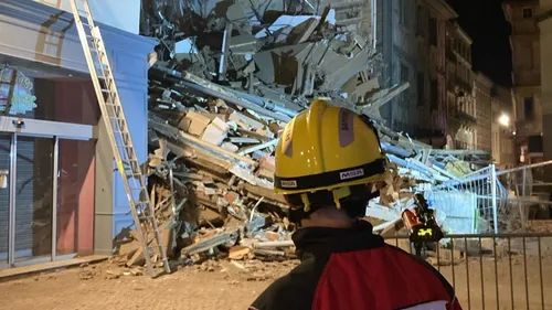 Fragilisé cette semaine, l’immeuble de la rue Saint-Rome à Toulouse...