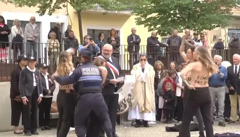 Carcassonne : une action des Femen perturbe la commémoration de...