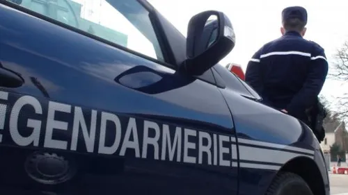 Leur véhicule part en tonneaux : au moins deux gendarmes blessés...