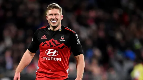 Castres Olympique. Jack Goodhue officiellement bleu et blanc.