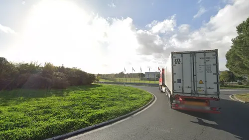 Tarn. Un camion se renverse à hauteur de Soual, l'axe...