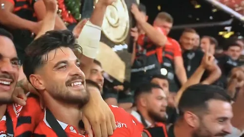 Romain Ntamack crucifie La Rochelle dans une finale de Top 14...