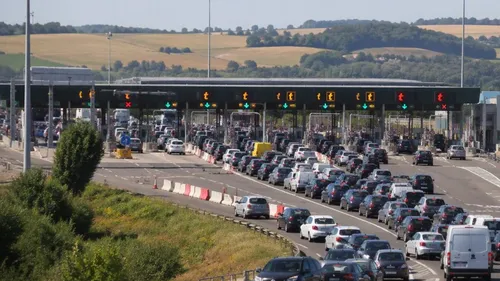 Chassé-croisé des vacances : un week-end sous haute tension sur les...