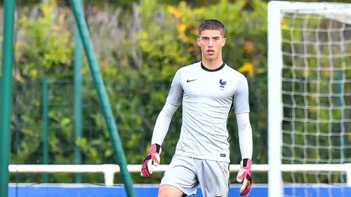 Deux footballeurs strasbourgeois retenus par Thierry Henry