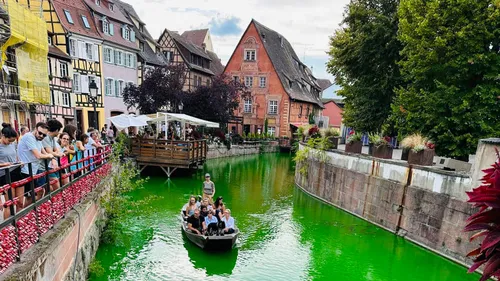 Avec la Lauch fluorescente, le maire de Colmar déplore la mort de...