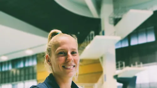 Charlotte, l'Alsacienne qui plonge à plus de 20 mètres