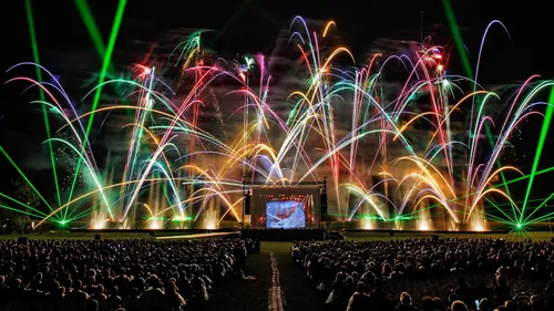 Notre première soirée électro, vous venez ?