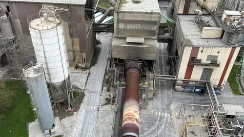 Des militants écologistes s'introduisent dans la cimenterie d'Altkirch