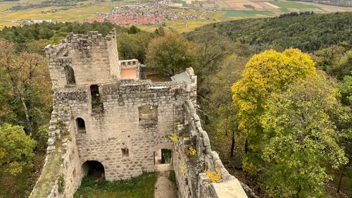 Notre tradition du 1er mai : tous aux châteaux