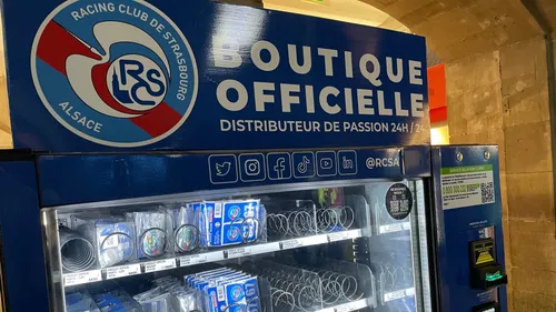 Un distributeur spécial Racing en gare de Strasbourg