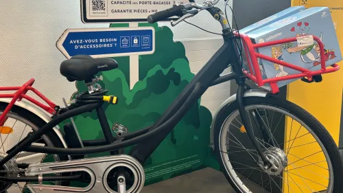 Les anciens vélos des facteurs en vente en Alsace 