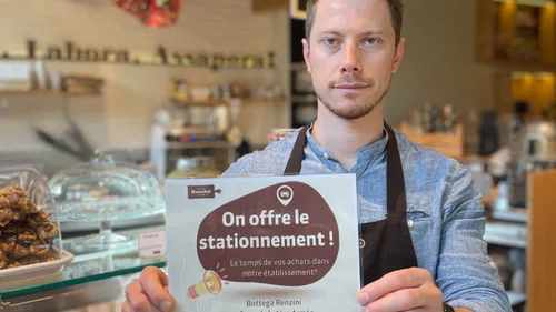 Un restaurateur prend en charge le parking de ses clients 